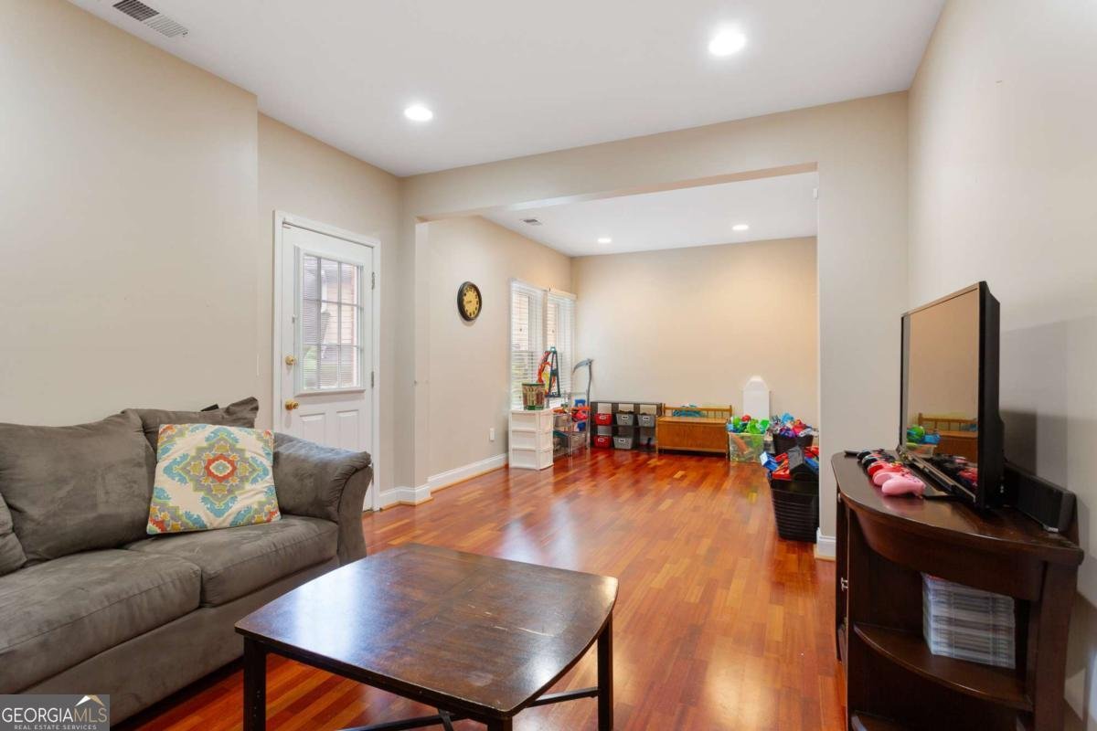 4059 Vinings Mill Trail Smyrna - 40
