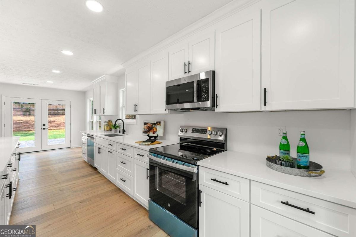 910 Lake Haven Court Roswell - 14