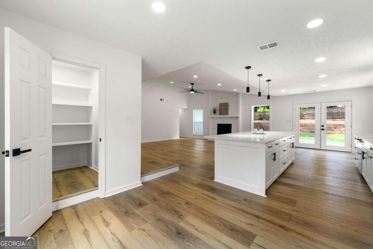 910 Lake Haven Court Roswell - 15