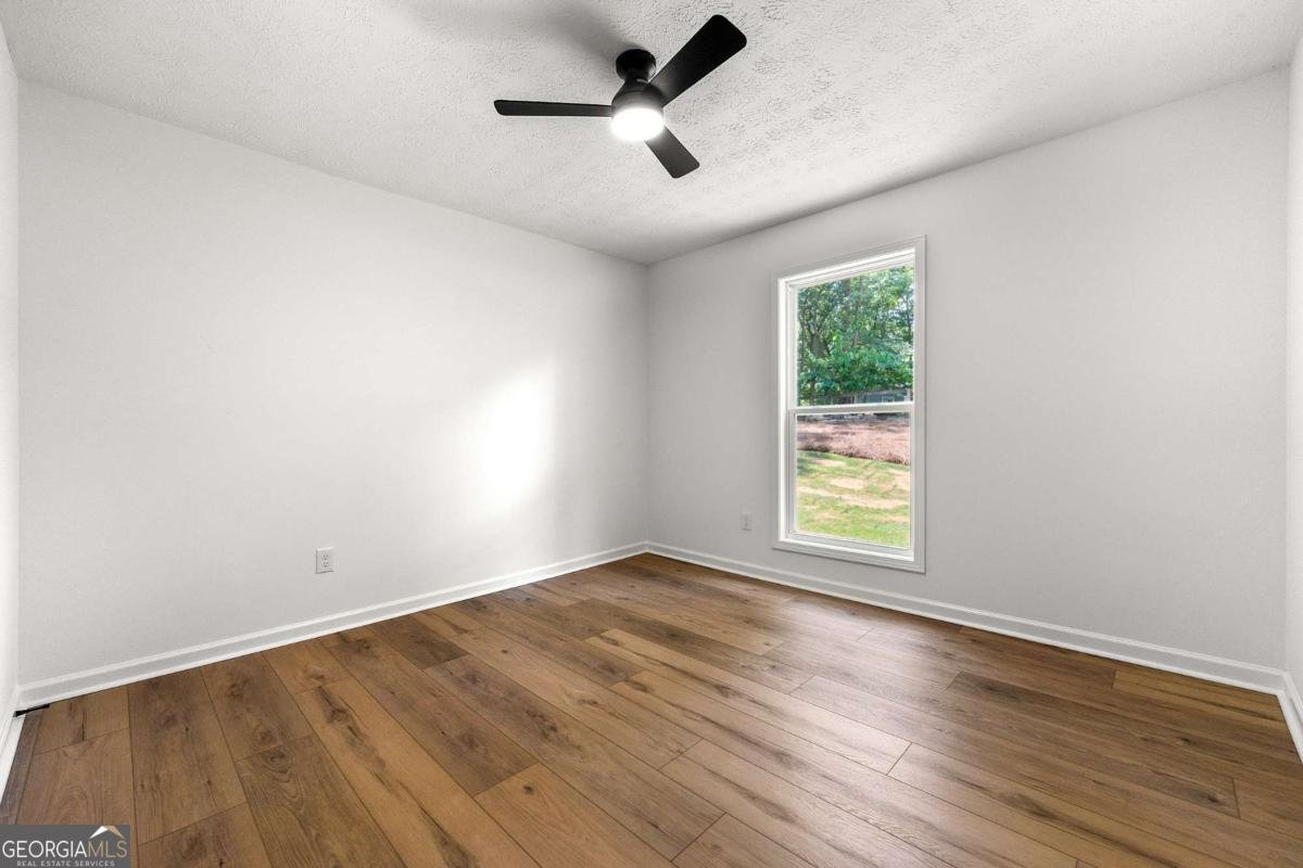 910 Lake Haven Court Roswell - 22