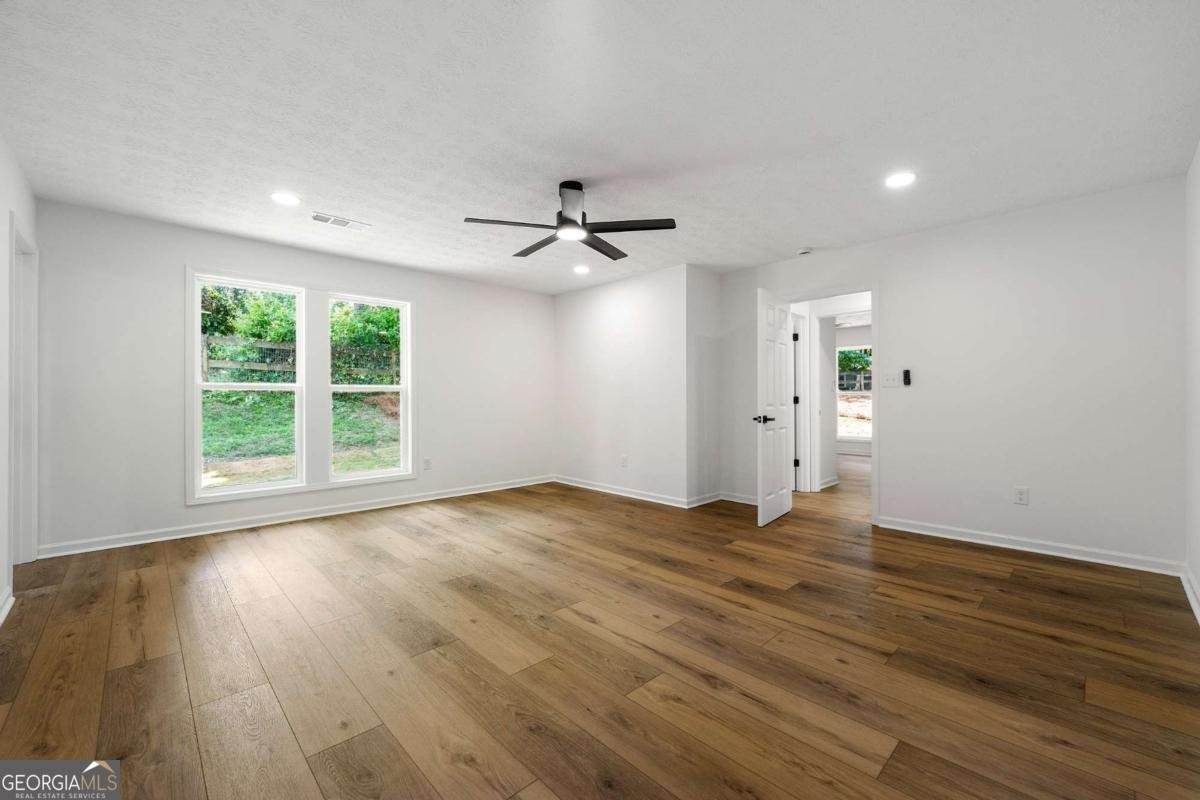 910 Lake Haven Court Roswell - 25