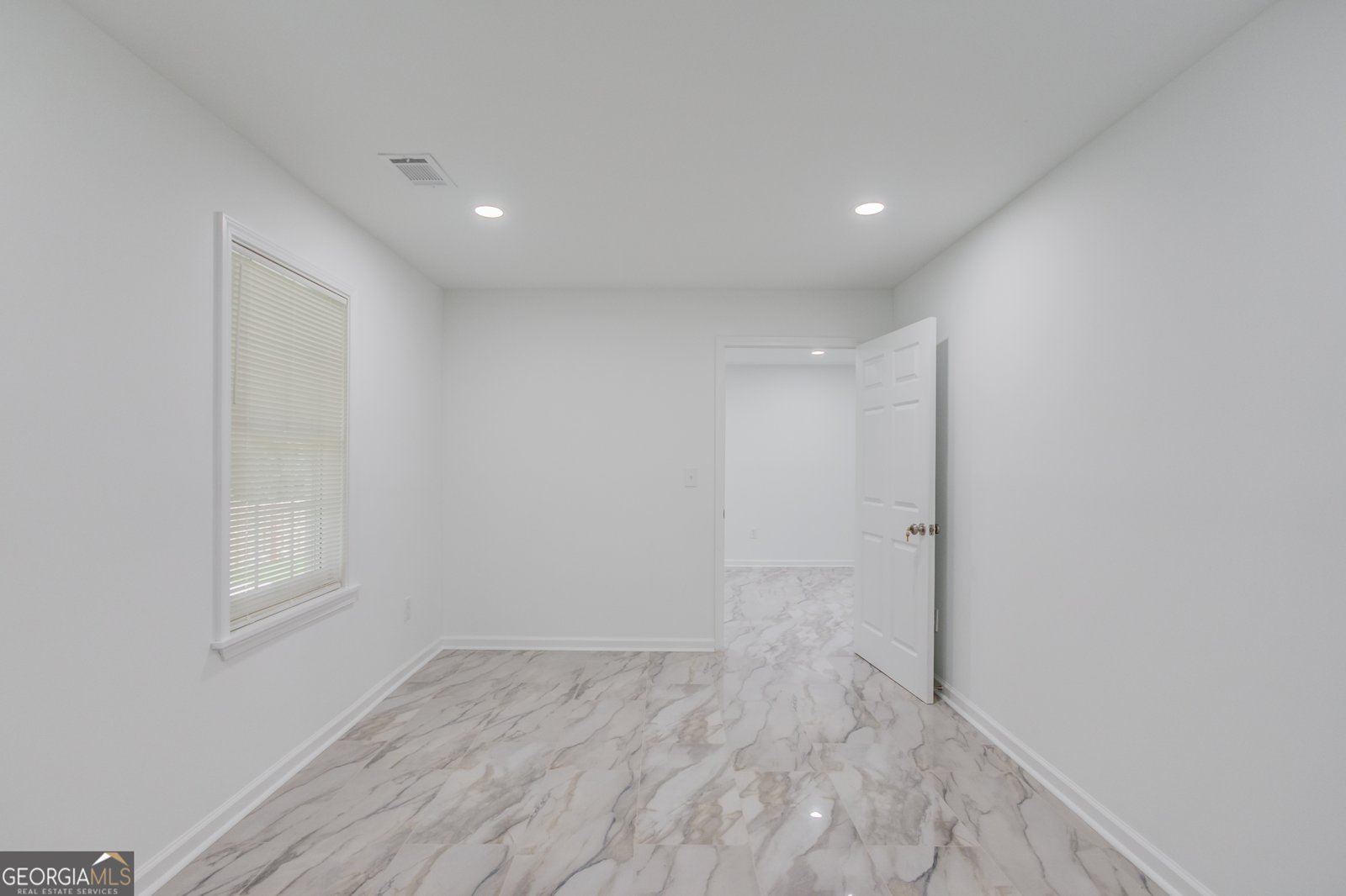 1603 Babbling Brook Cove Lawrenceville - 20