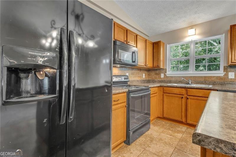 194 Lexington Court Riverdale - 25