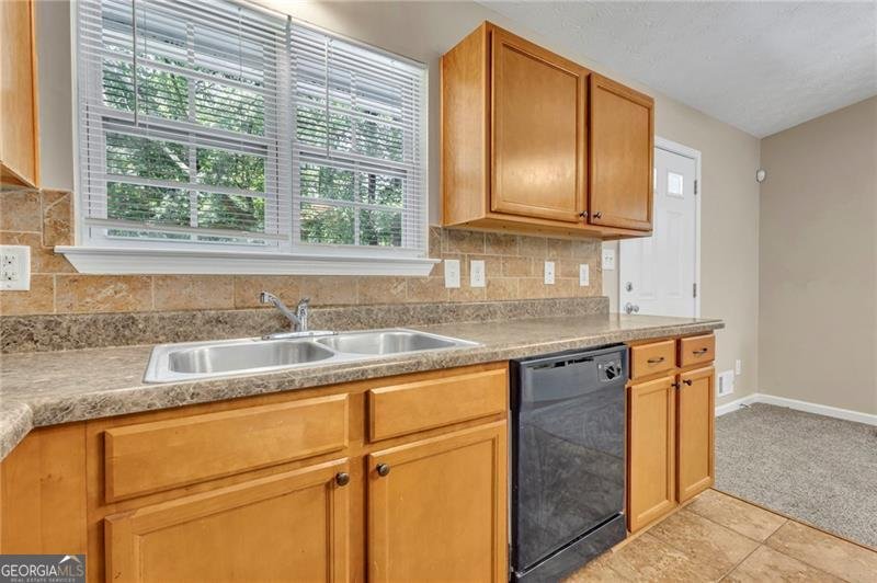 194 Lexington Court Riverdale - 26