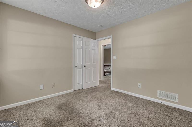 194 Lexington Court Riverdale - 8