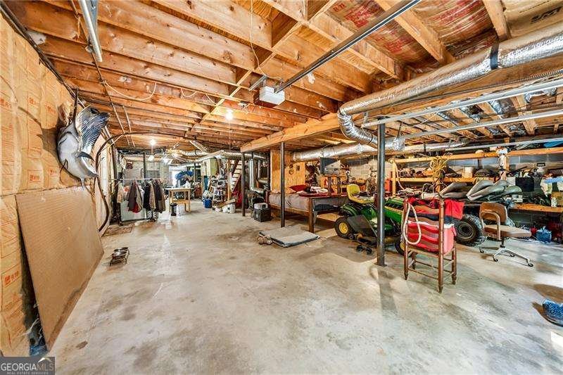315 Rhine Road White - 22