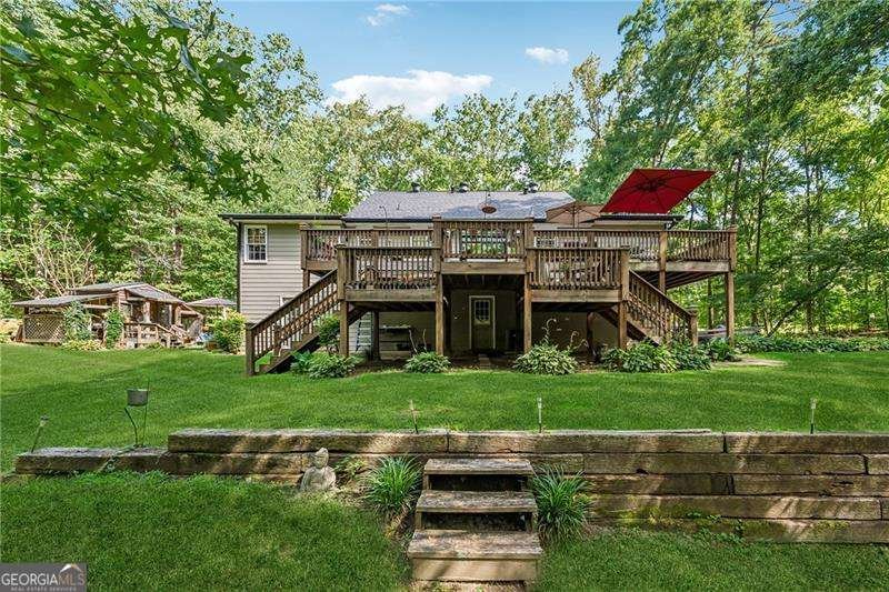 315 Rhine Road White - 24