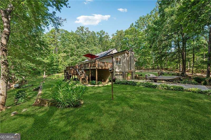 315 Rhine Road White - 42