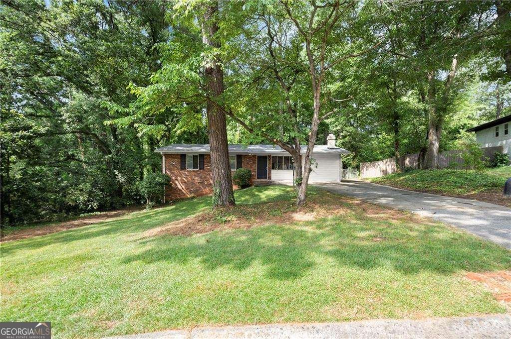 422 Afton Drive Roswell - 37