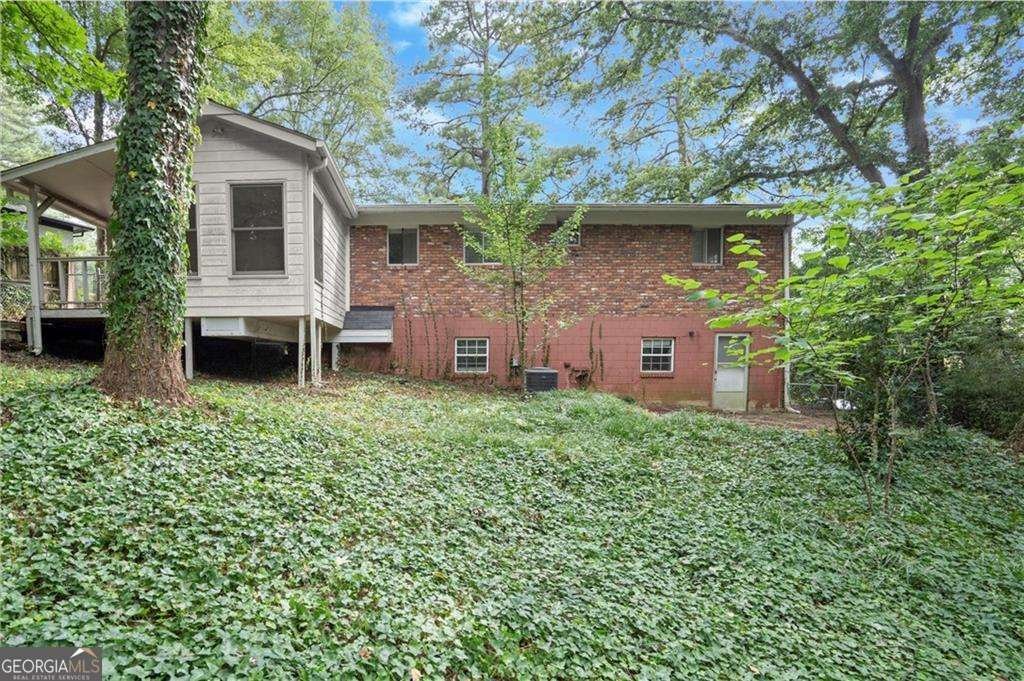 422 Afton Drive Roswell - 40