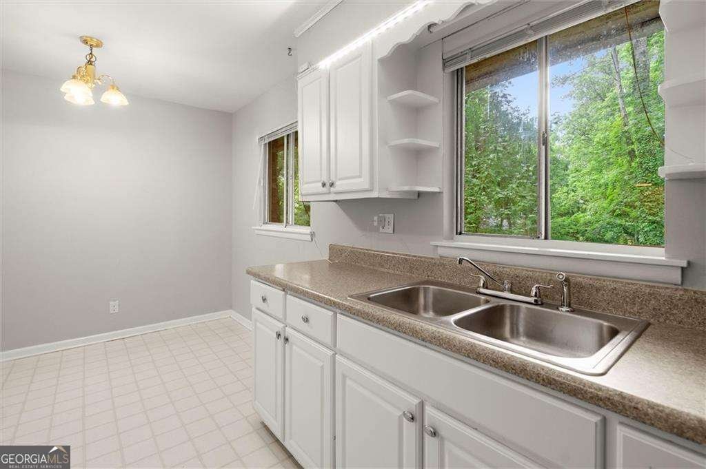 422 Afton Drive Roswell - 9