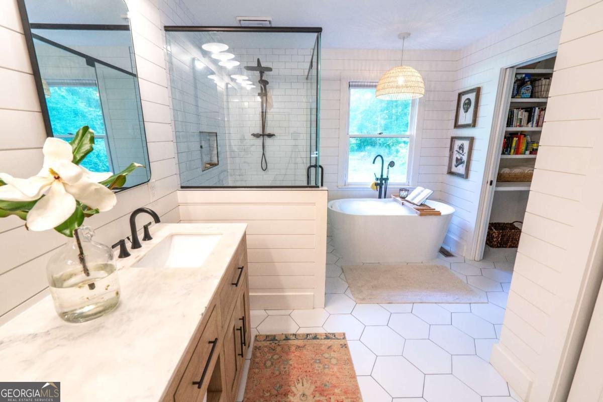 1370 Athens Road Winterville - 27