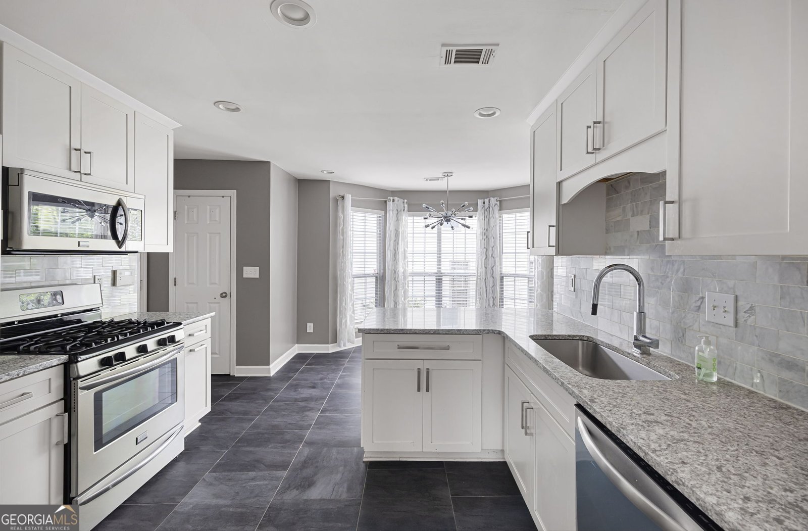 2809 Ashwood Place Decatur - 9