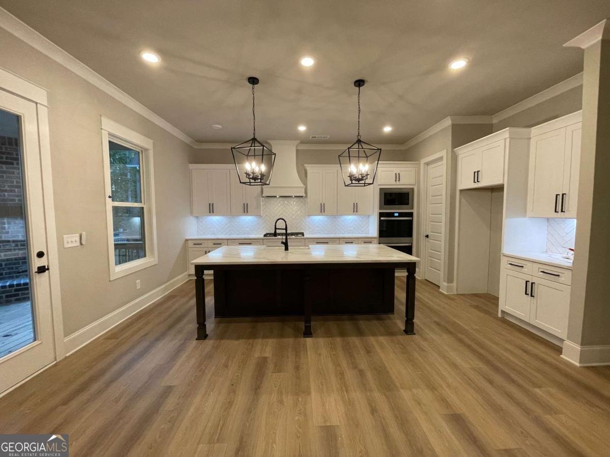 501 MEADOW LAKE Terrace Hoschton - 1