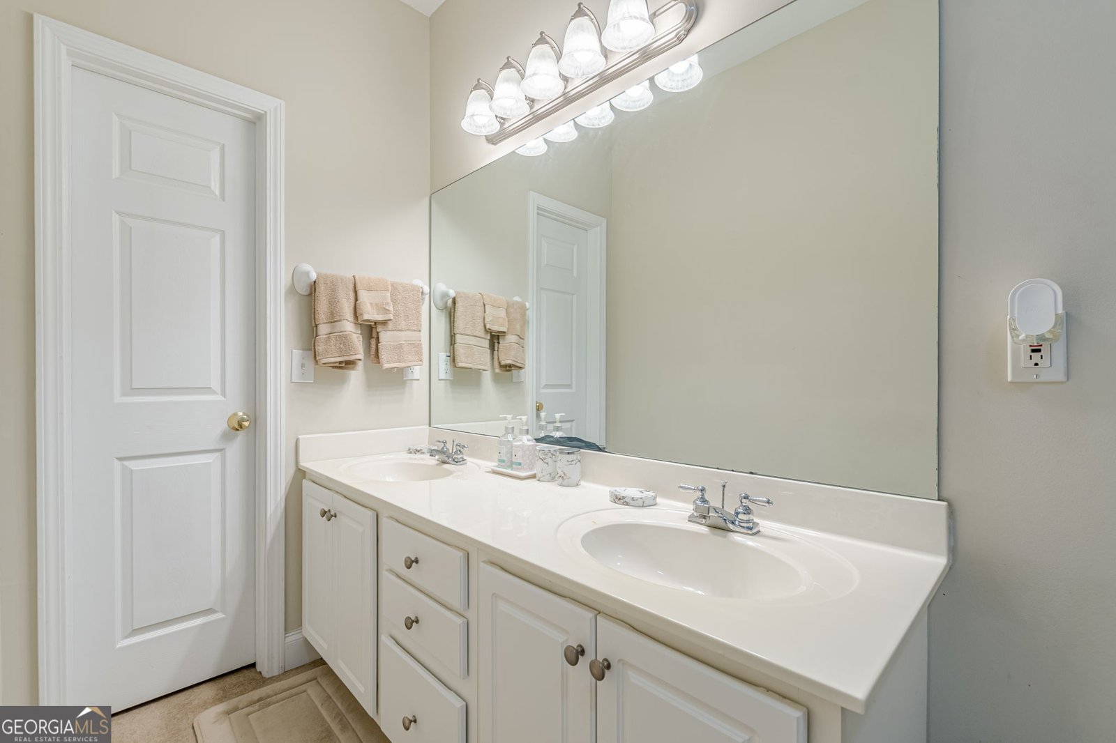 3410 Hearthstone Place Douglasville - 55