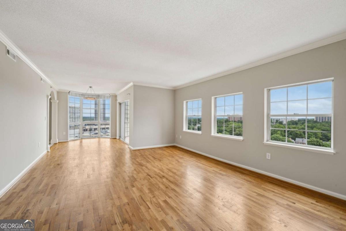 3435 Kingsboro Road Atlanta - 11