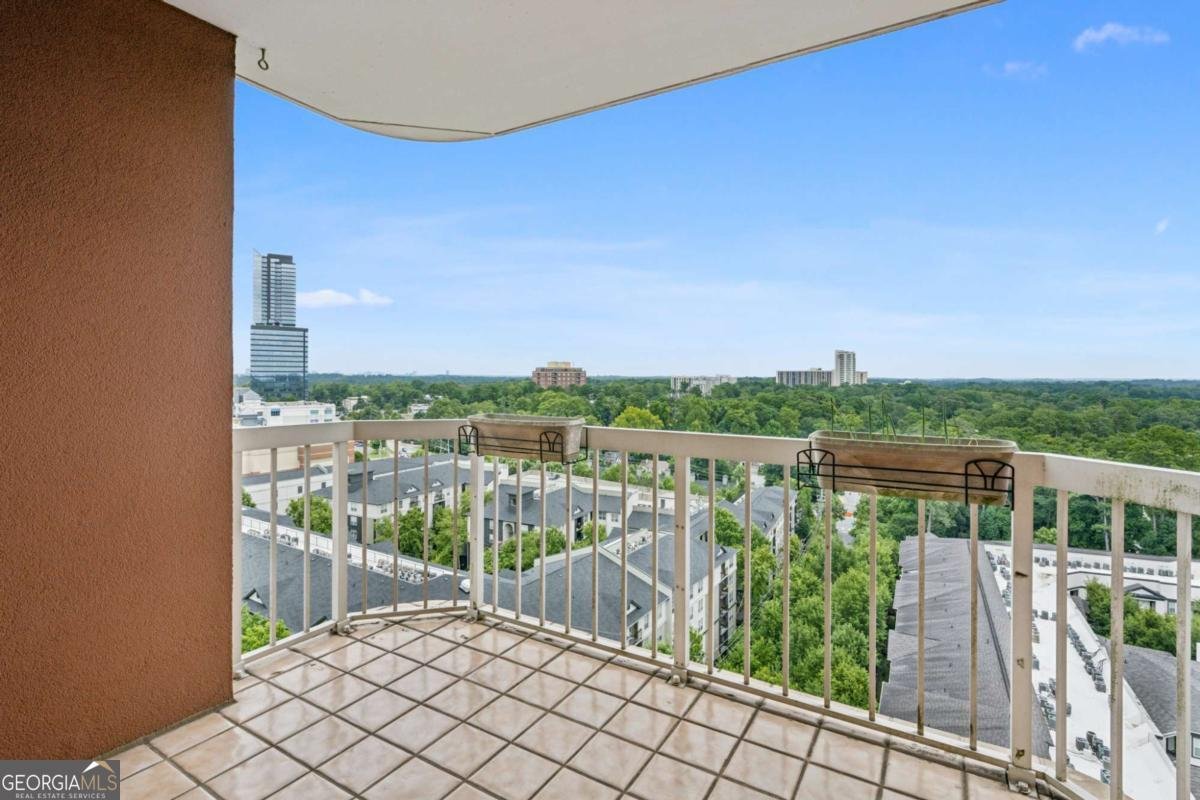 3435 Kingsboro Road Atlanta - 15