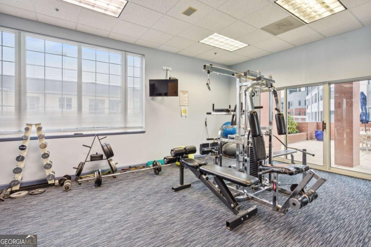 3435 Kingsboro Road Atlanta - 30