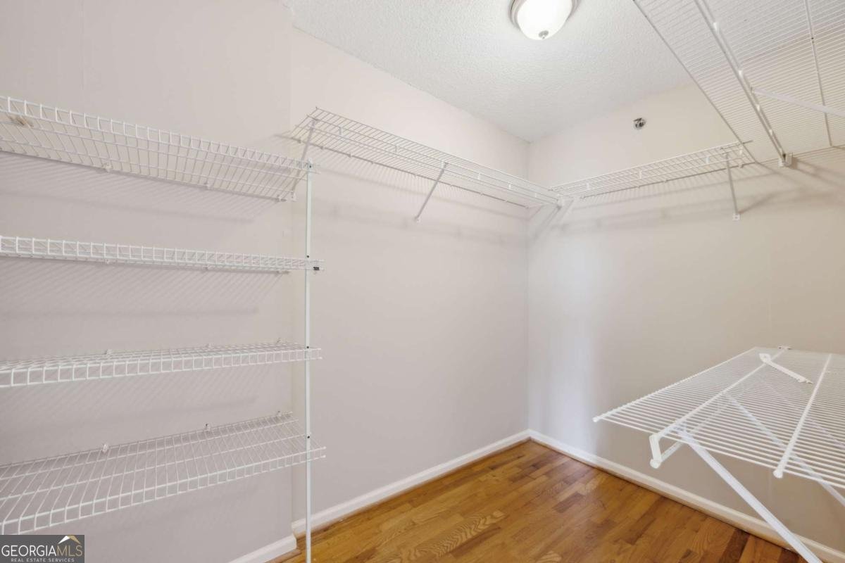 3435 Kingsboro Road Atlanta - 8