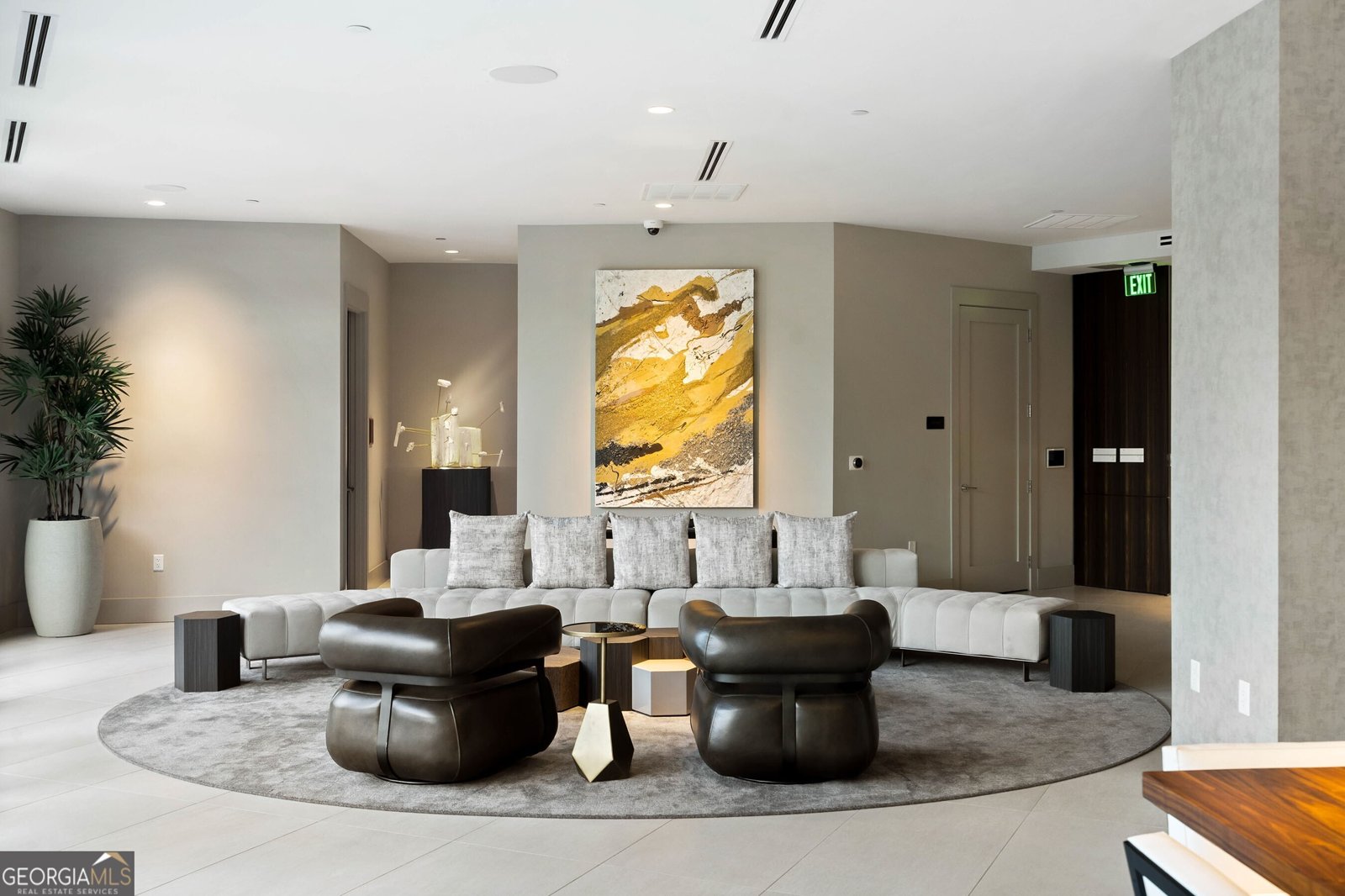 3107 Peachtree Road Atlanta - 30
