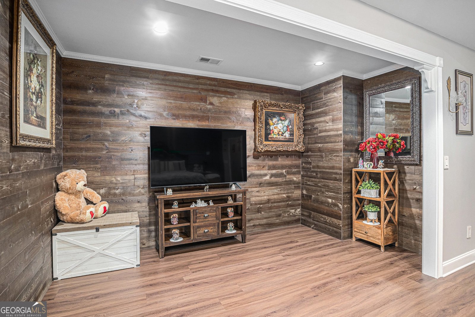1076 Sutherland Drive Winder - 9