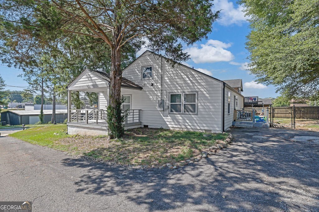280 Stone Mountain Street Lawrenceville - 32