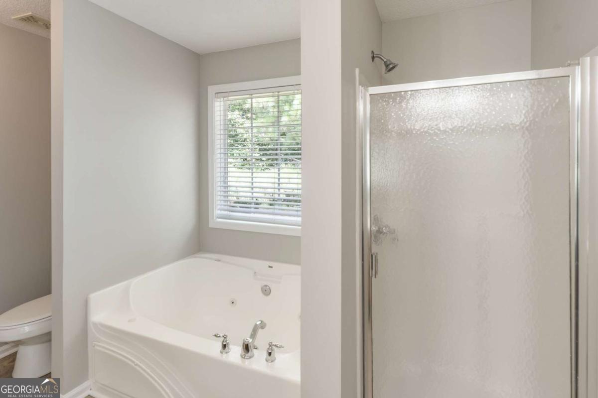 57 Saddle Brooke Drive Dallas - 2