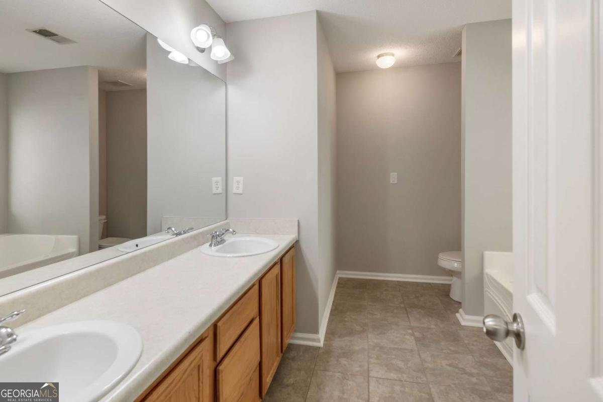 57 Saddle Brooke Drive Dallas - 21