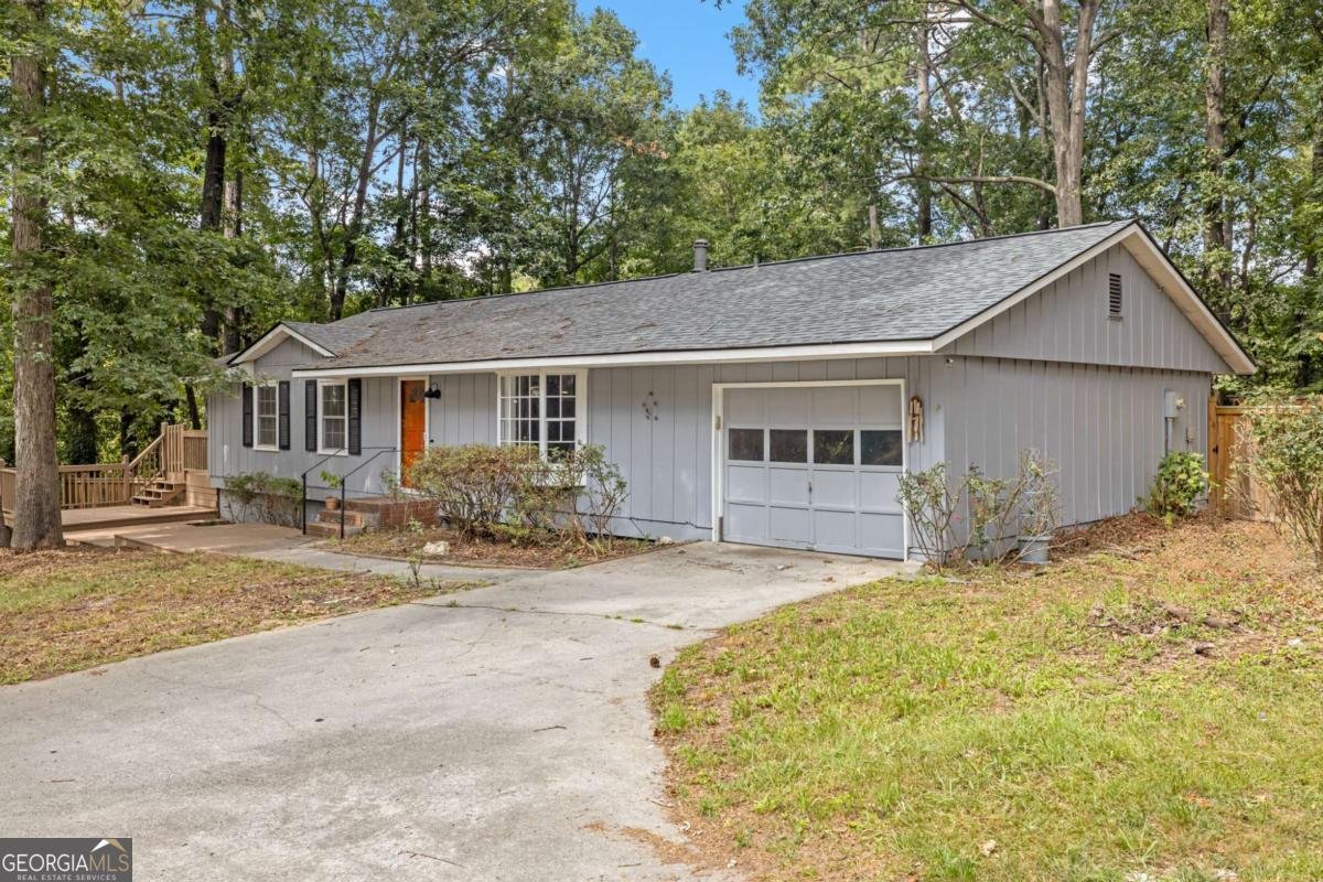 3605 Enchanted Lake Court Conyers - 2