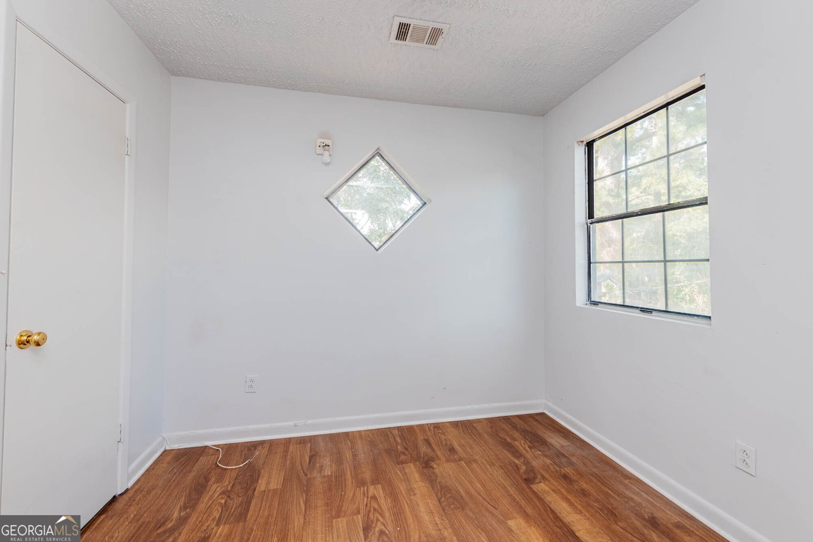 125 Suzanne Drive Warner Robins - 32