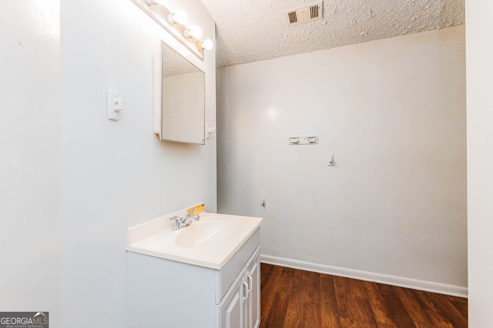 125 Suzanne Drive Warner Robins - 44
