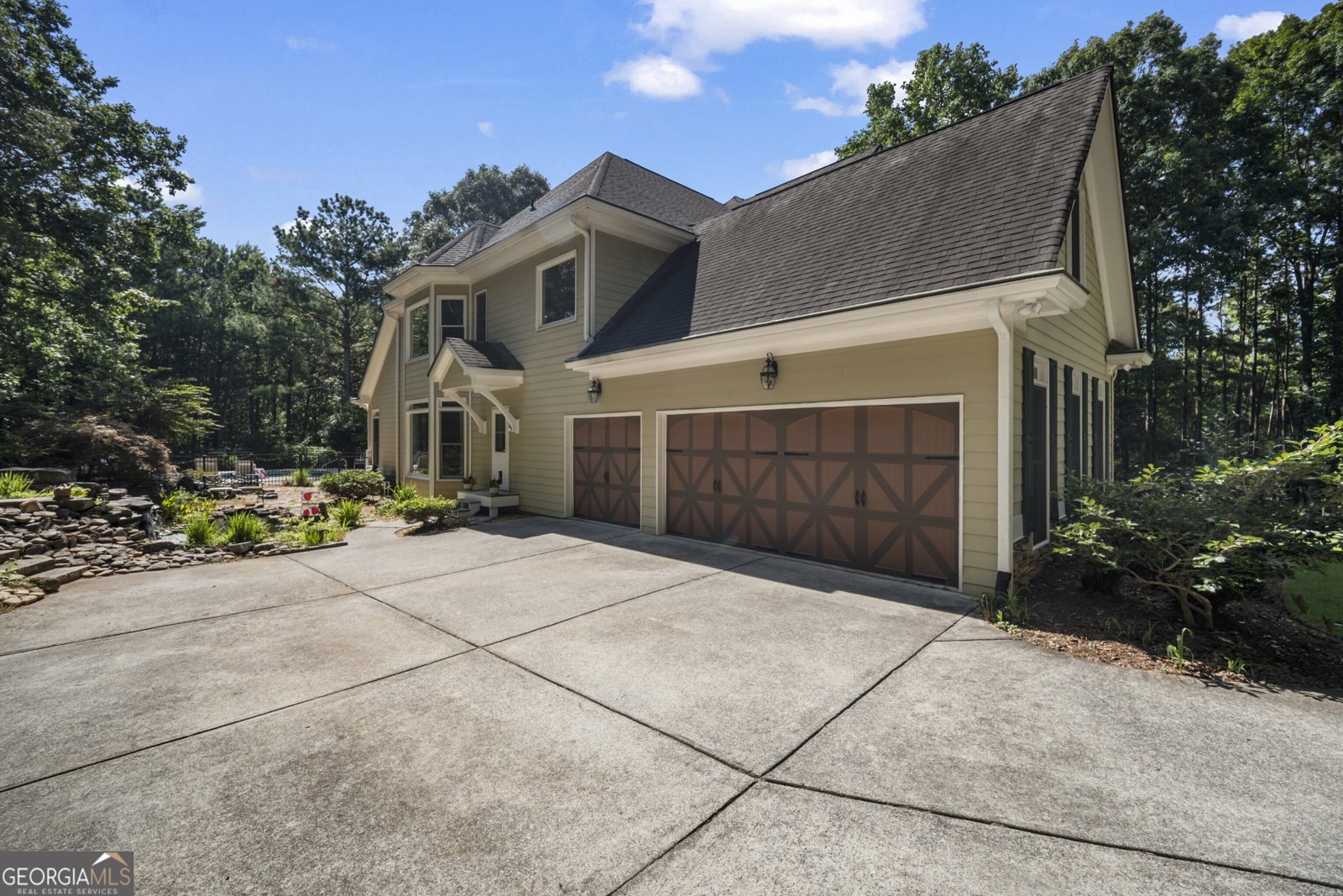 10 Clydesdale Trail White - 19