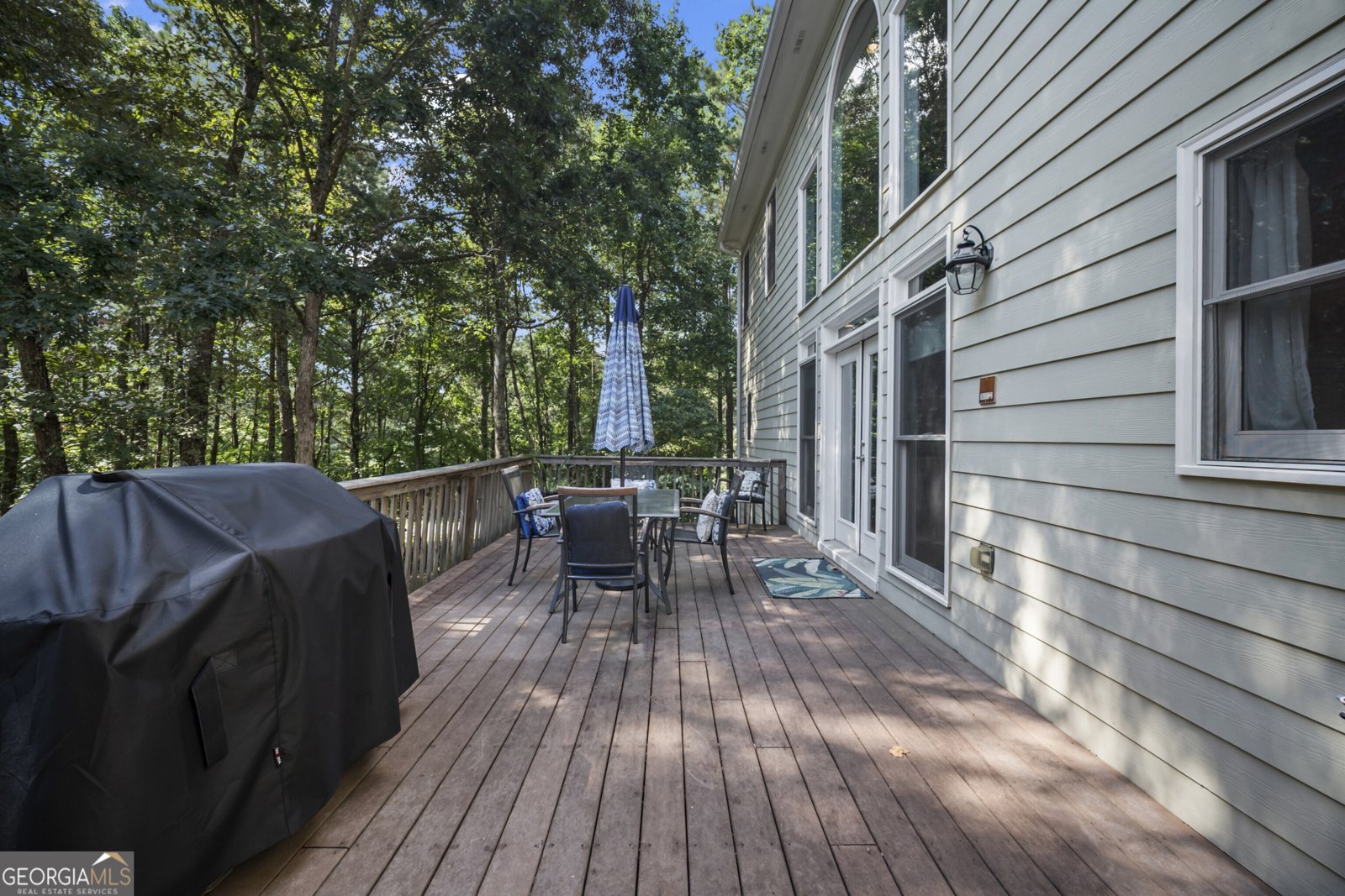 10 Clydesdale Trail White - 21
