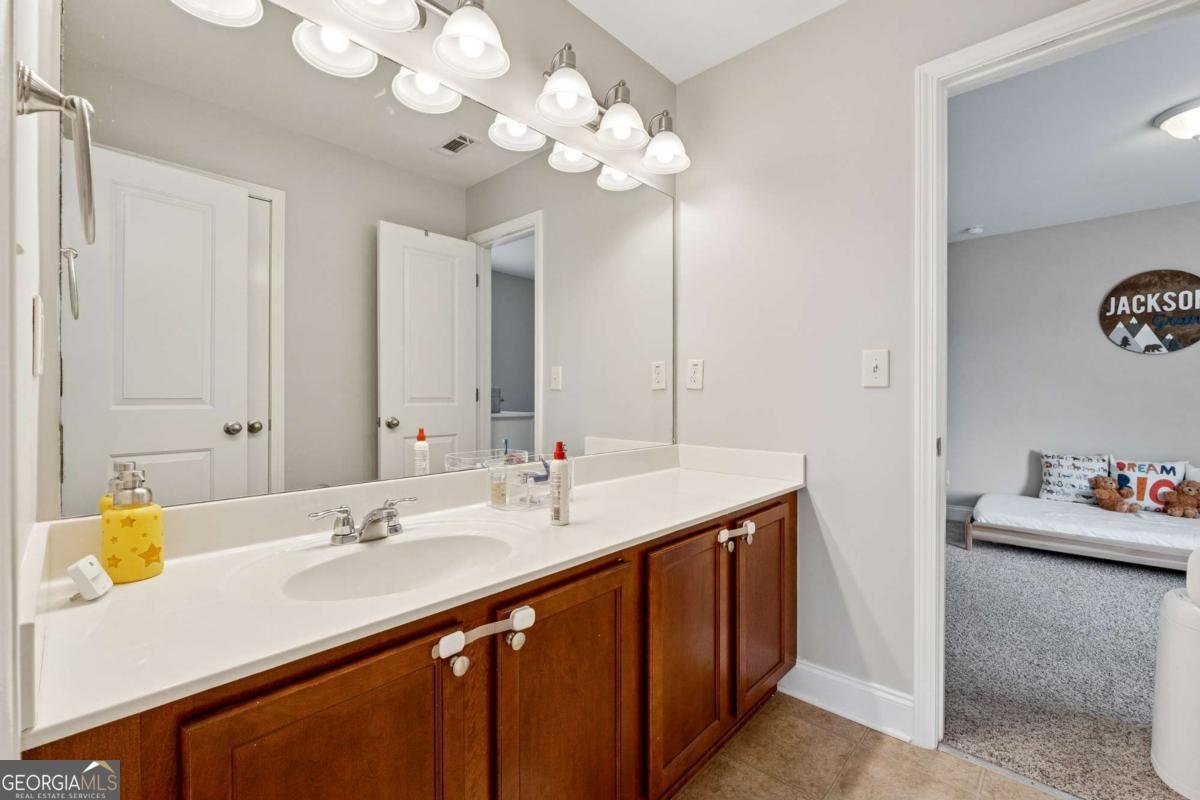 520 Montgomery Avenue Alpharetta - 2