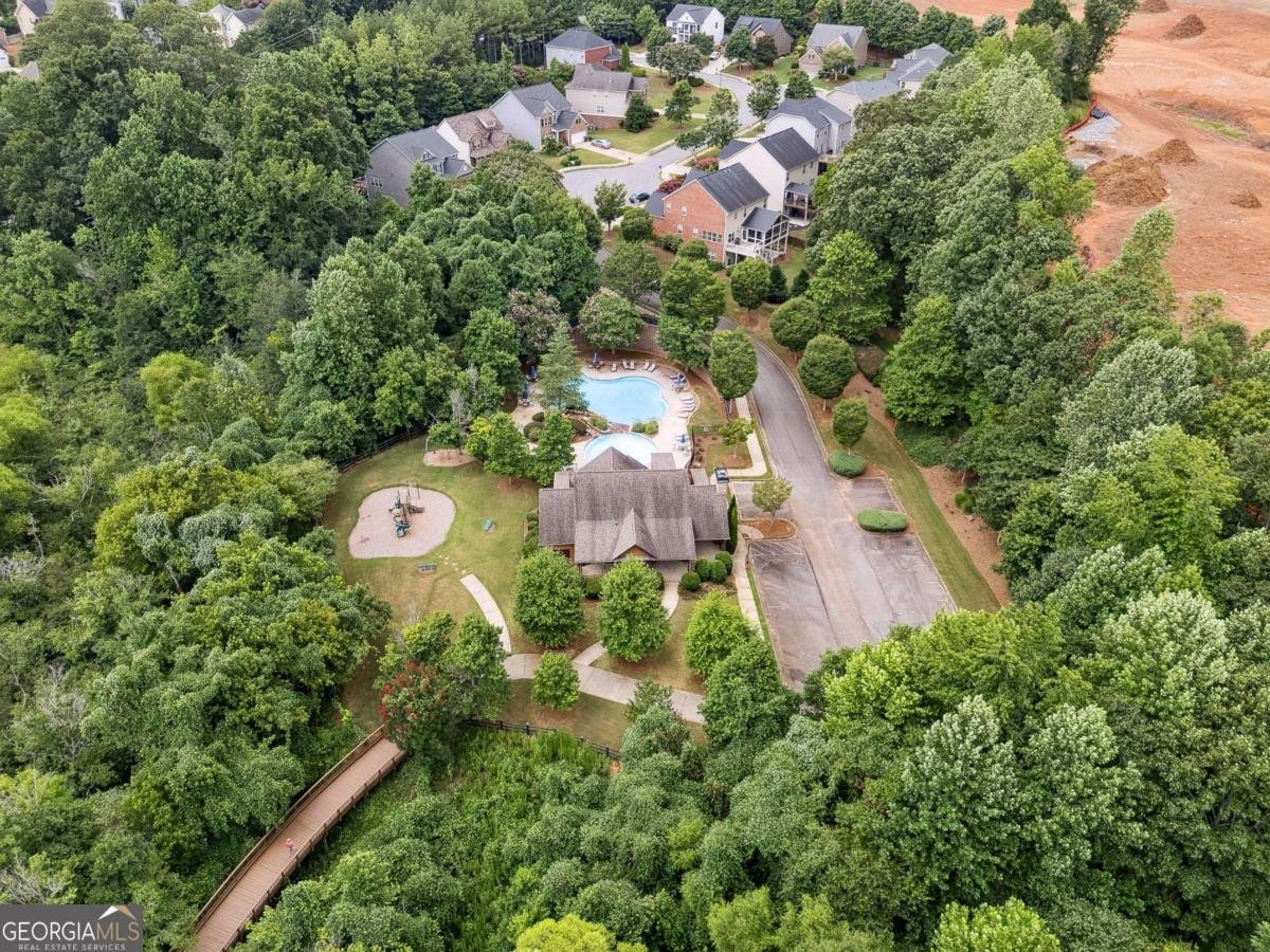 520 Montgomery Avenue Alpharetta - 22