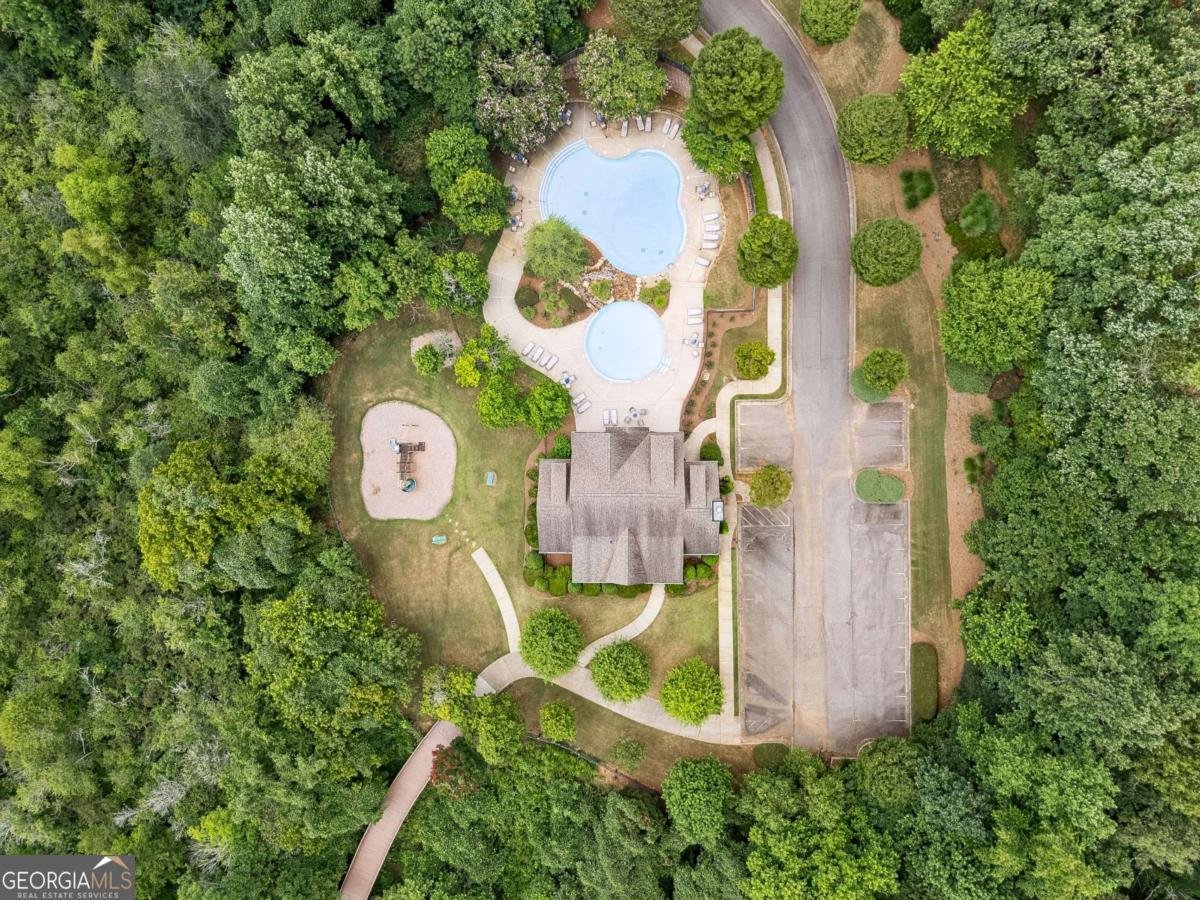 520 Montgomery Avenue Alpharetta - 23