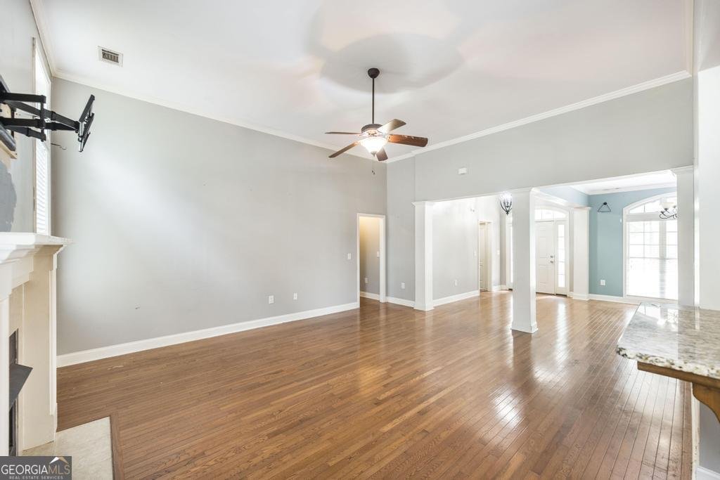 408 Railroad Street Gray - 9