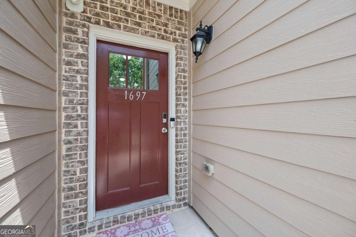 1697 Paxton Drive Lilburn - 2