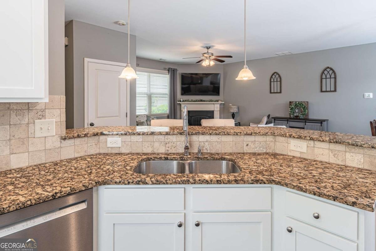 756 Village Field Court Suwanee - 20