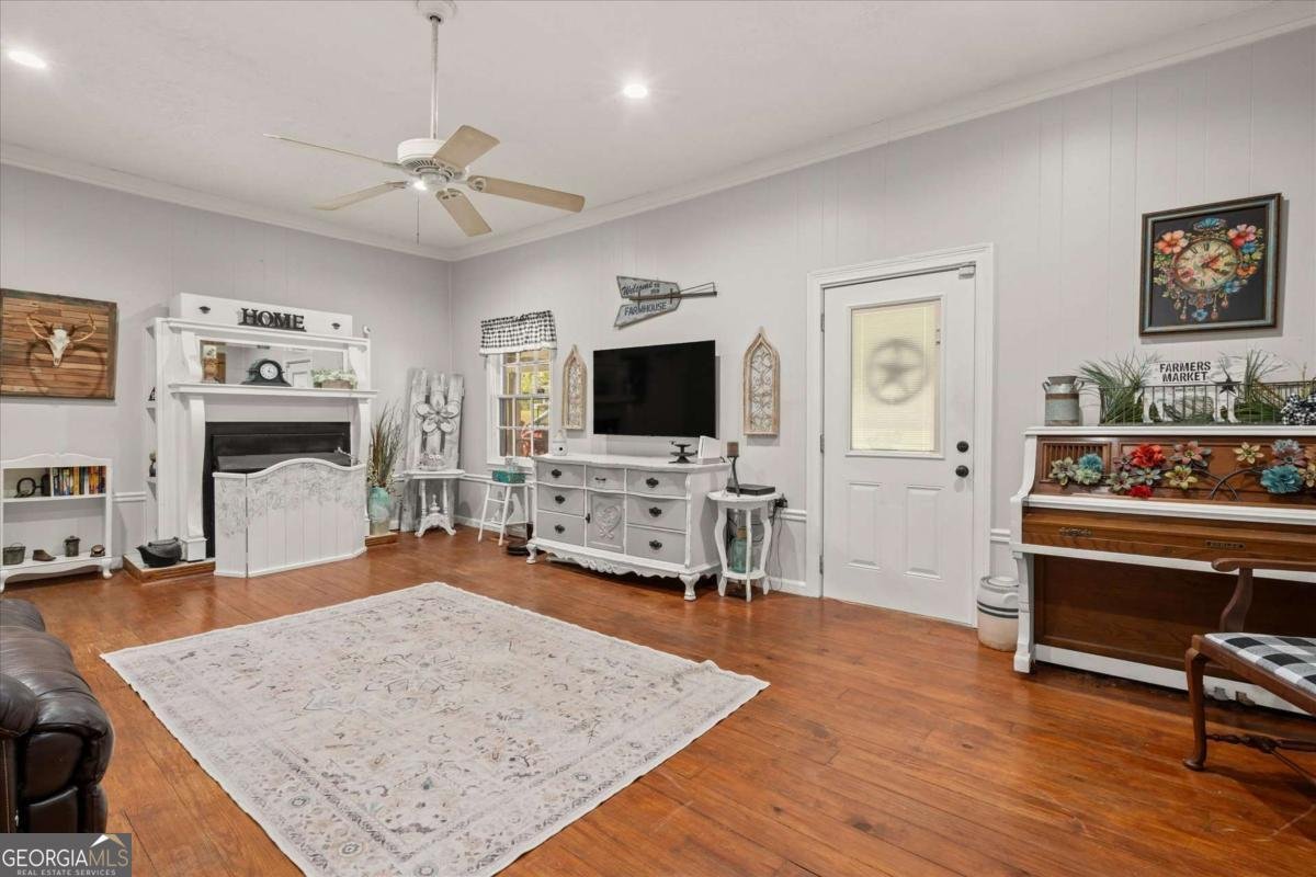 1810 Burwell Road Carrollton - 11