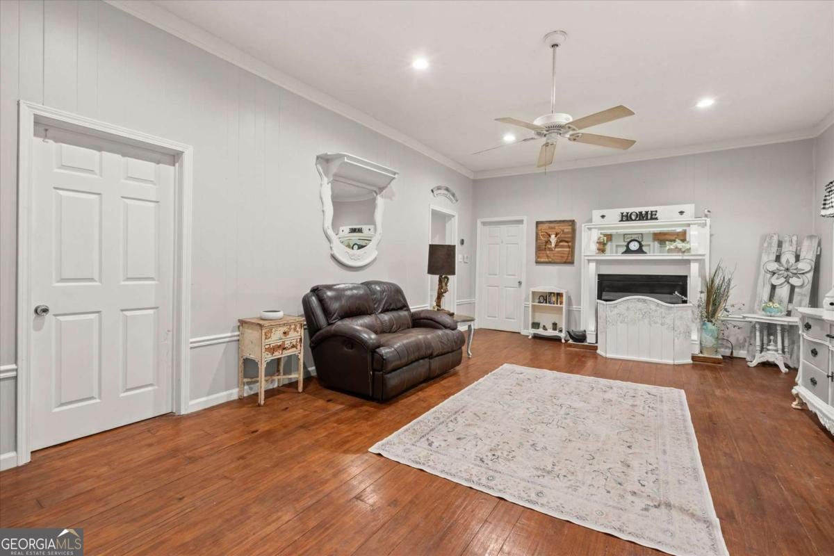 1810 Burwell Road Carrollton - 12