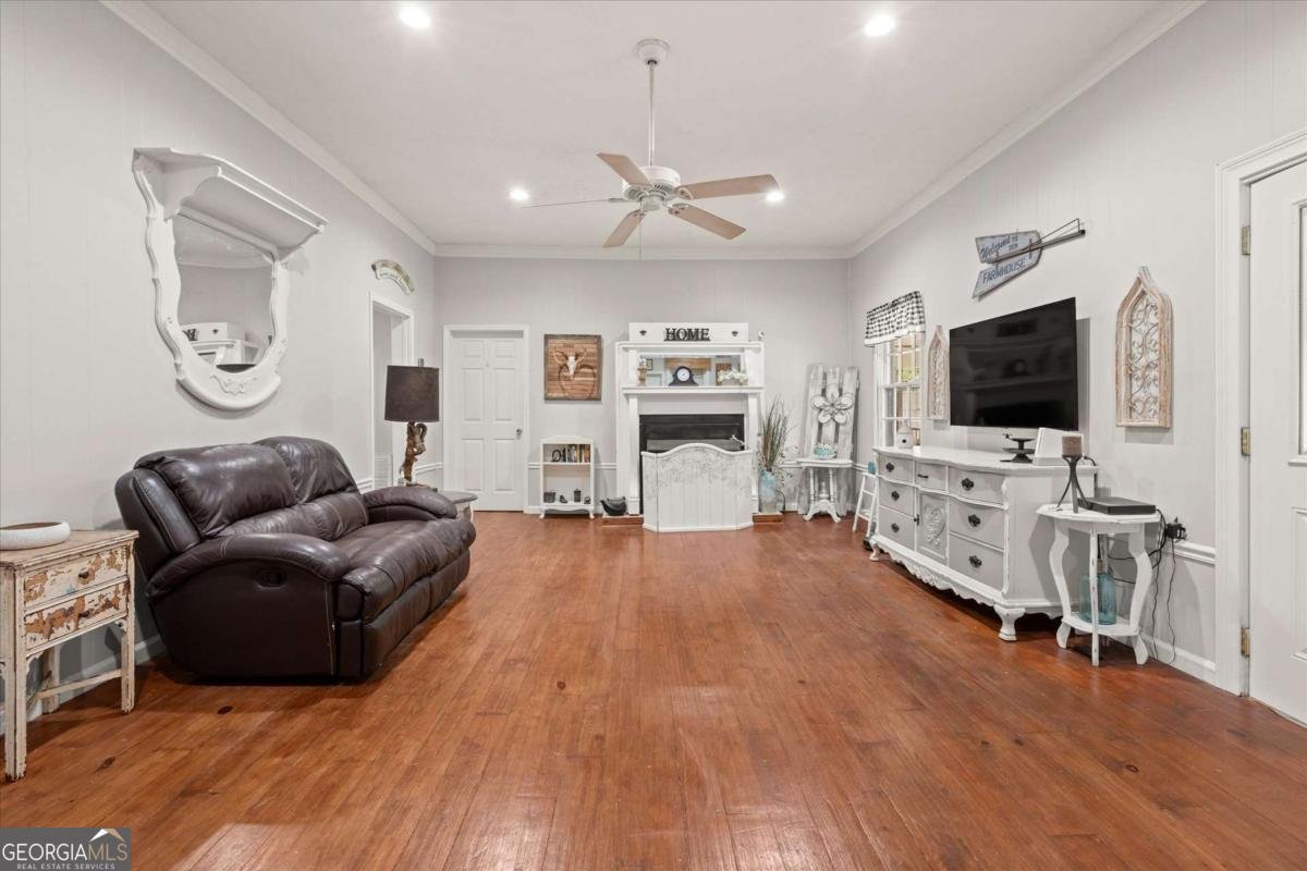 1810 Burwell Road Carrollton - 15