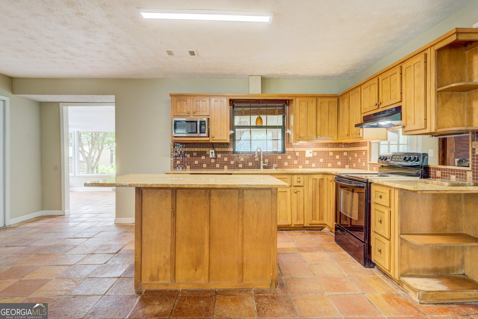 95 Dixie Trail Covington - 43