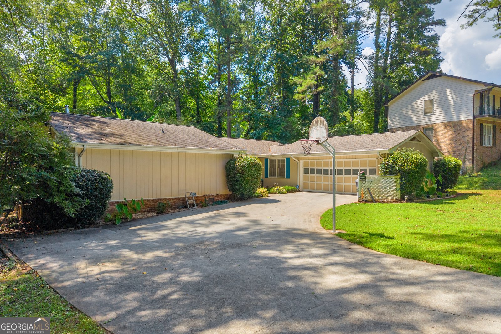 2671 Club Forest Court Conyers - 1