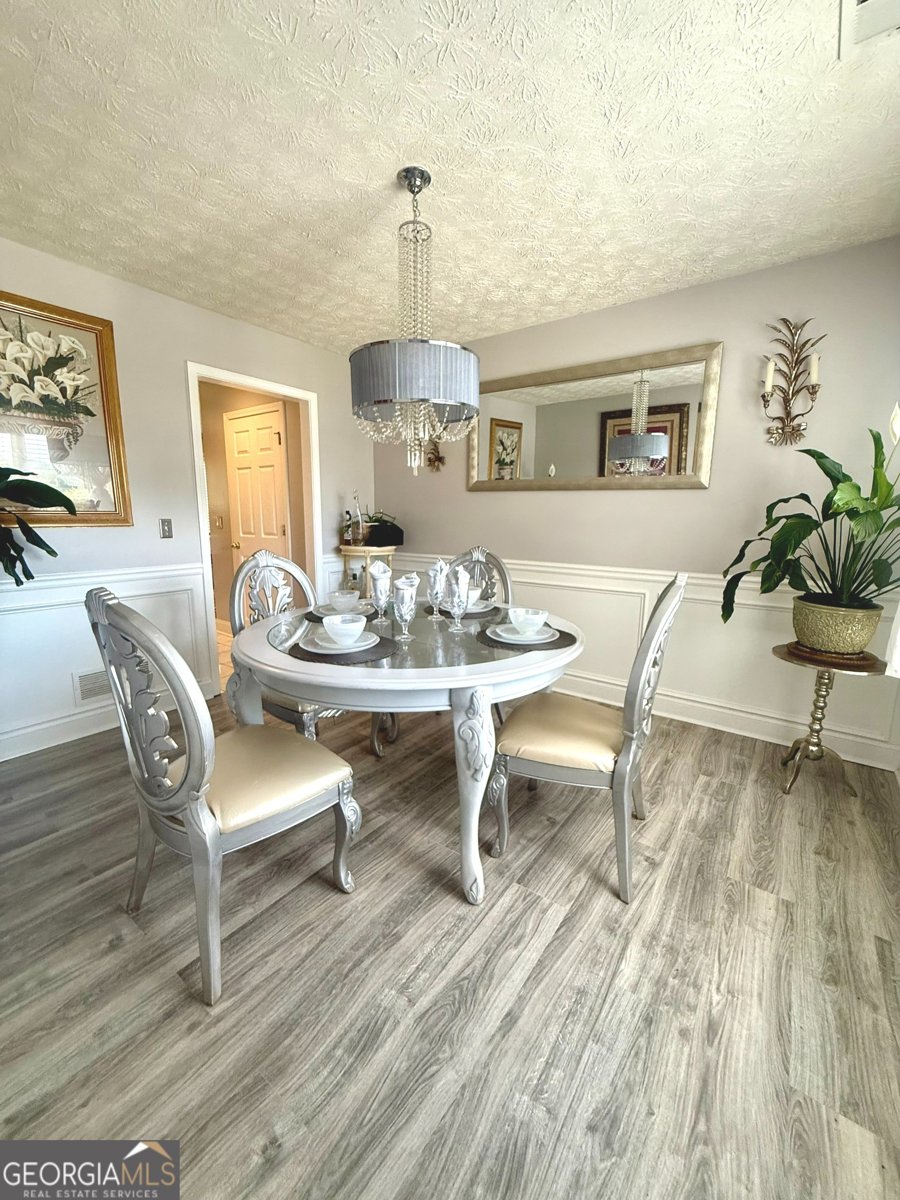 2256 Swan Lake Court Grayson - 11