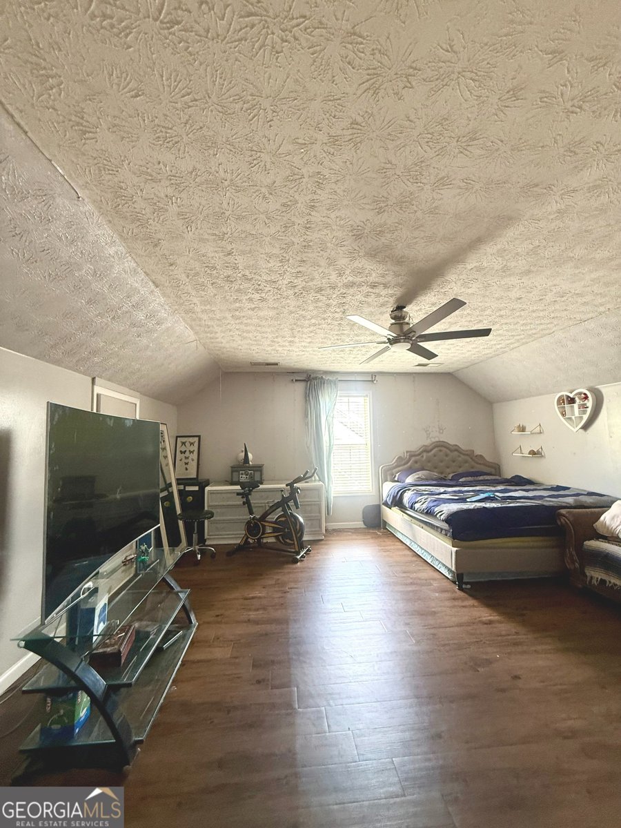 2256 Swan Lake Court Grayson - 23