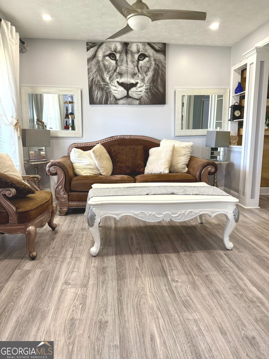 2256 Swan Lake Court Grayson - 5