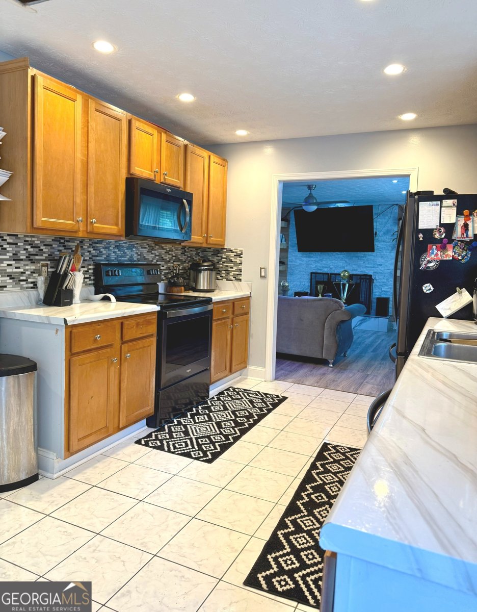 2256 Swan Lake Court Grayson - 7
