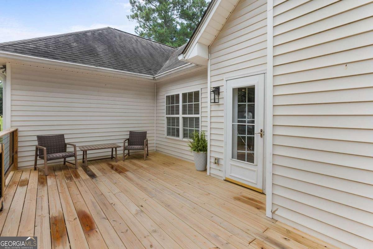 221 Creekside Drive Arnoldsville - 37