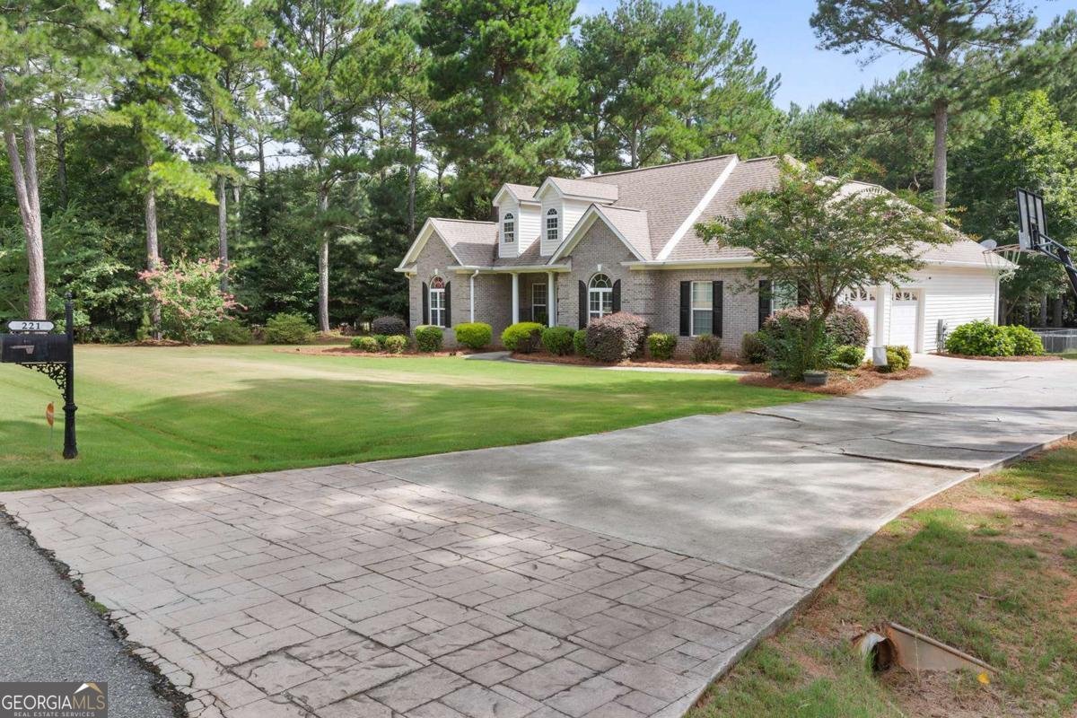 221 Creekside Drive Arnoldsville - 5